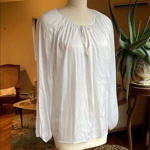 White House Black Market White Tie Front Blouse